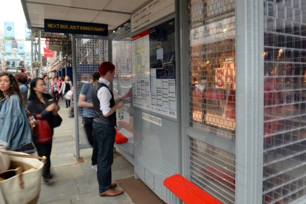 LEGOBUSSTOP2-600x400