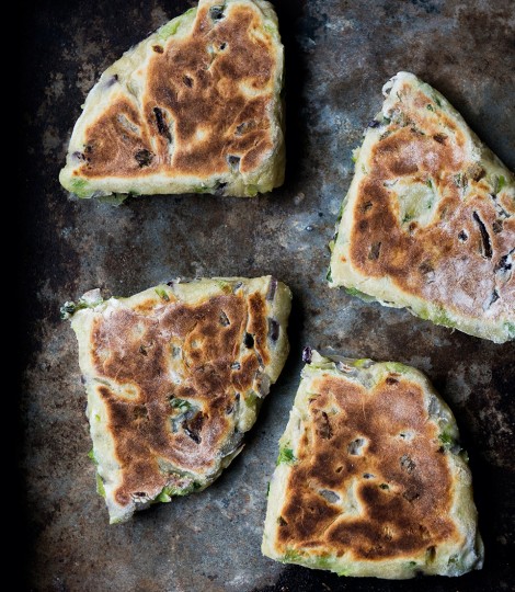 854582-1-eng-GB_potato-farls-470x540